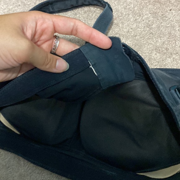 Lululemon sports bra - Picture 4 of 4